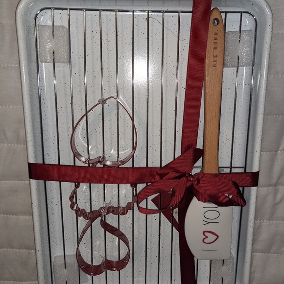 Rae dunn pan, cookie cutters, and mixer - Picture 1 of 2